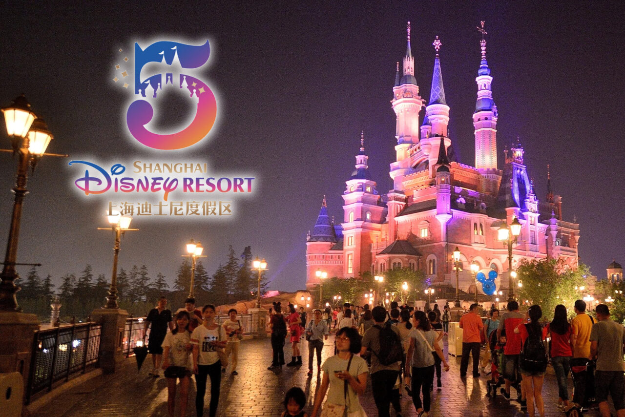 Shanghai Disneyland 5th Anniversary Fly Mickey
