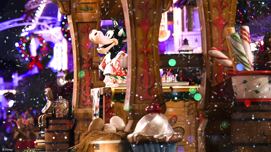 Mickeys Once Upon A Christmas Parade